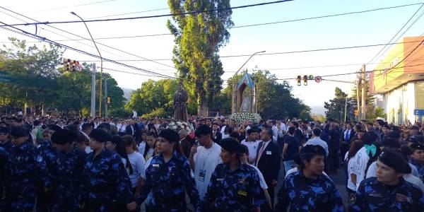 Con la Solemne procesión seguida por miles de fieles Concluyeron los honores a la Virgen del Valle
