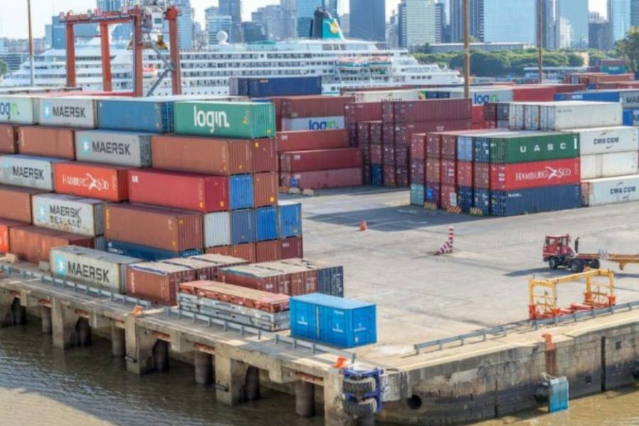 Luis Caputo anunció que el Gobierno elimina retenciones a exportaciones industriales