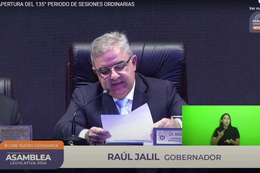 Jalil ante la Asamblea Legislativa sin muchos anuncios