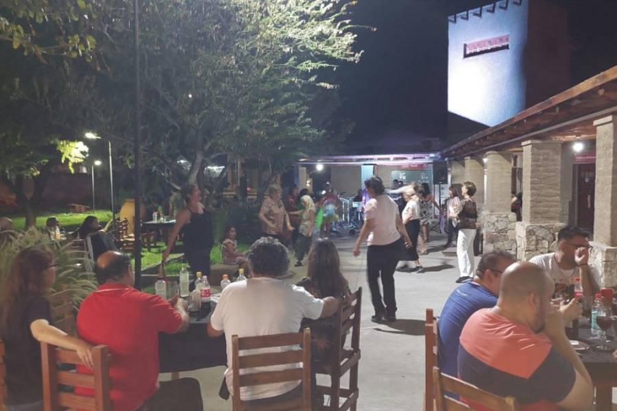 Comienzan los patios criollos, con mucha música y exposición artesanal en Casa de la Puna
