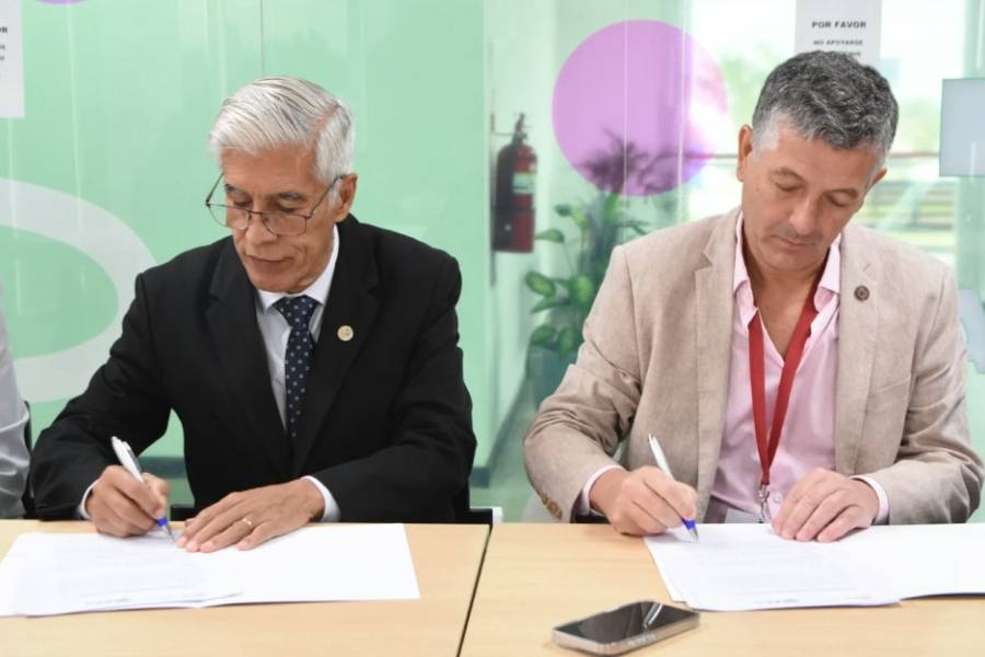 La UNCA firmó convenio con la Federación Argentina de Cardiología 