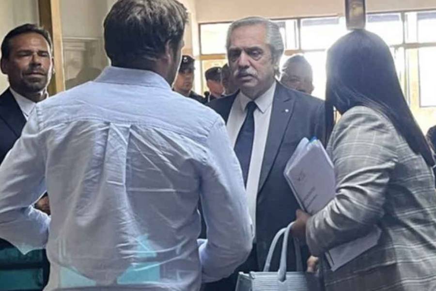 Alberto Fernández volvió a Comodoro Py e insistió con apartar al Juez Julián Ercolini