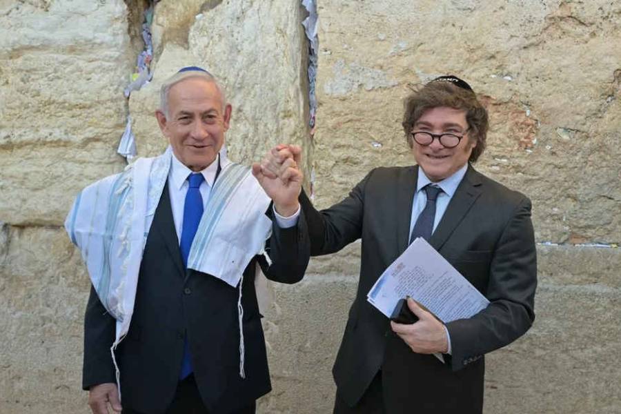 Dura advertencia del PJ a Milei por su apoyo a Israel: “Expone a los ciudadanos a la violencia”