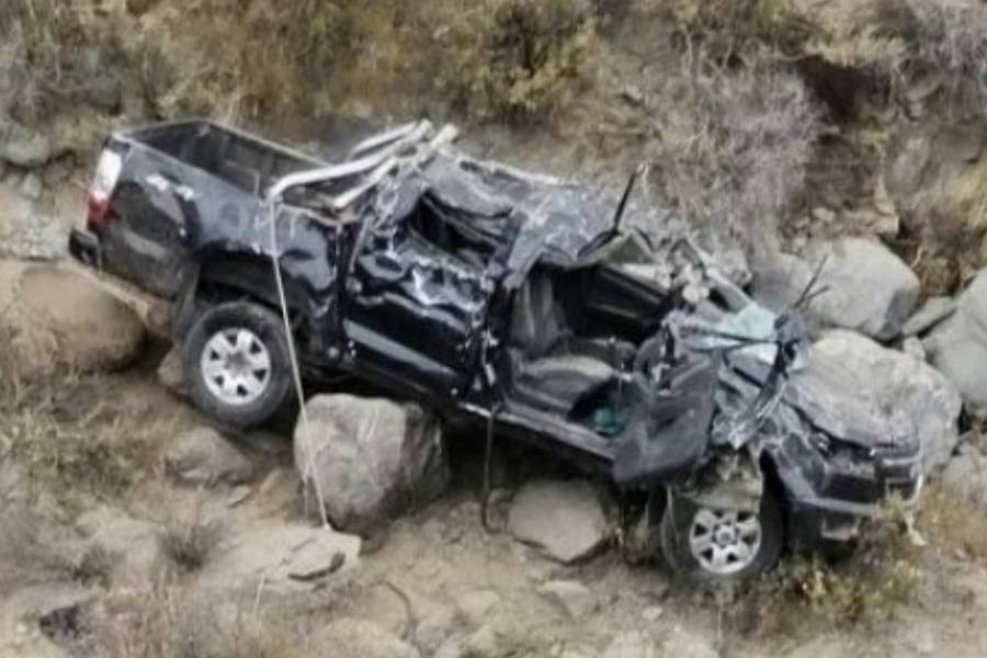 Desbarrancó en la Ruta 307: Un muerto y cuatro heridos tras una caída de 15 metros
