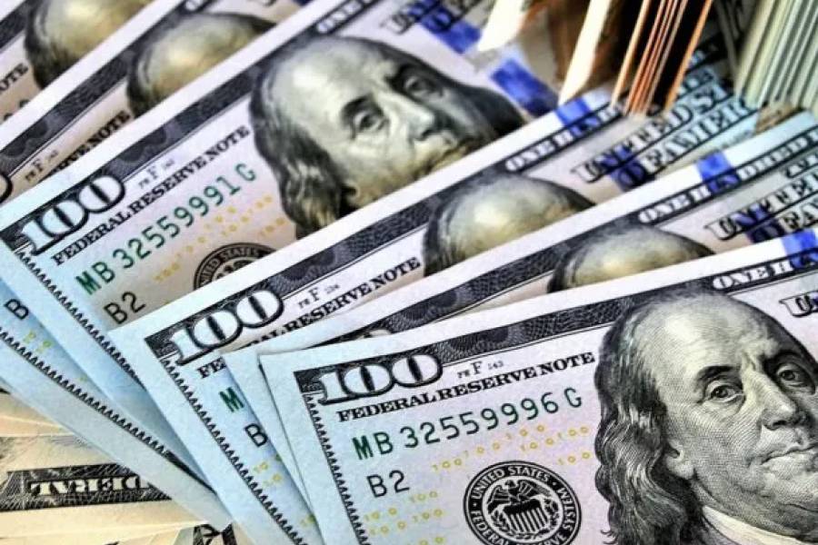 Crece la compra minorista de dólares antes de las elecciones