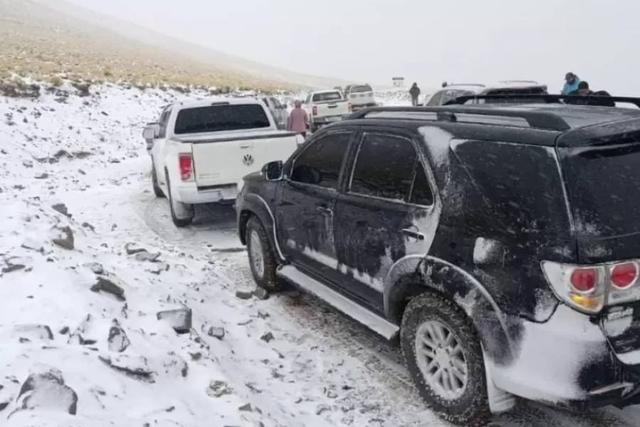 Cierran el acceso al Balcón del Pissis por nieve y viento blanco
