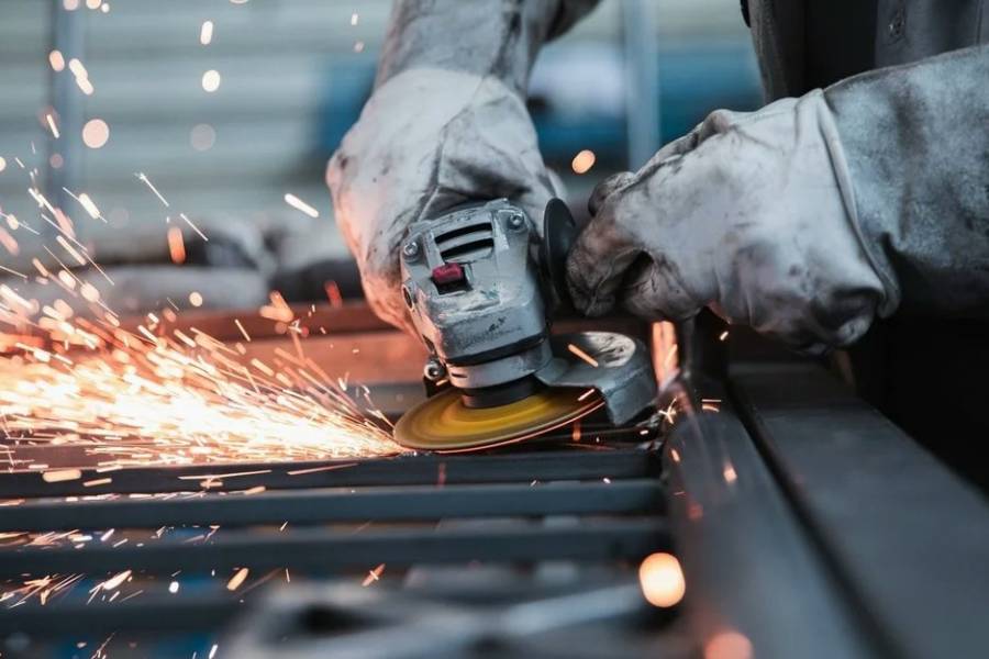 El Gobierno redujo aranceles a la importación de maquinarias y herramientas industriales