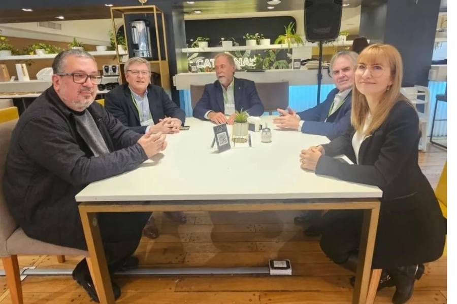 El ministro Eduardo Nierderle, participó de las jornadas de 'Energía Cultivada-El Bioetanol 