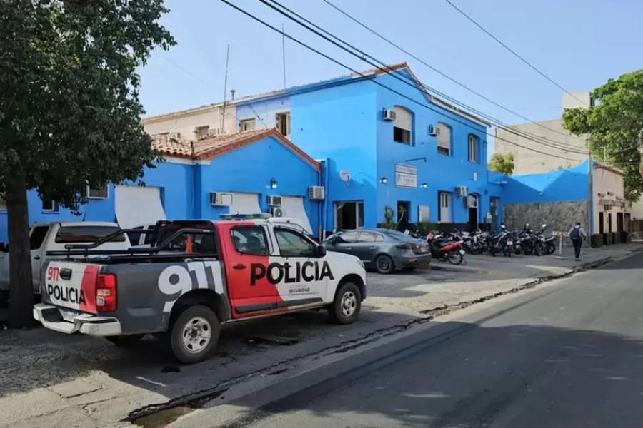 Brutalidad: Hieren a una mujer y su hija en violento asalto en el sur de la Ciudad