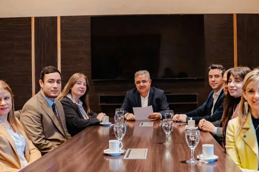 Raúl Jalil se reunió con Magistrados y Funcionarios Judiciales
