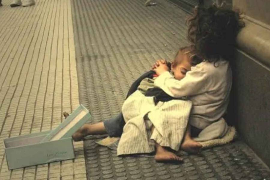 La pobreza bajó en el primer semestre de 2025: el índice fue del 31,6% según INDEC