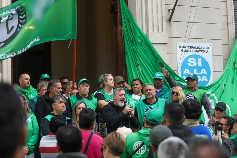 Aguiar: “El Gobierno blanqueó la incorporación de militantes libertarios con remuneraciones extraordinarias”