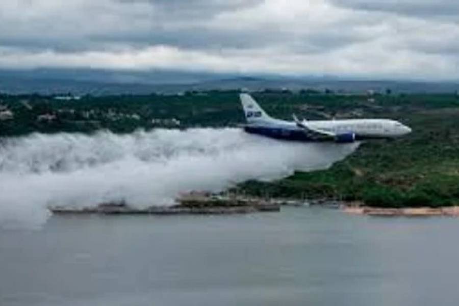 Sorpresa en Córdoba: un Boeing 737 realizó un vuelo rasante sobre el Lago San Roque