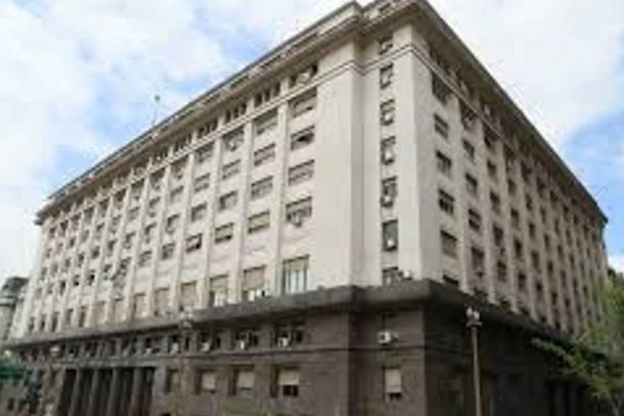 El gobierno enfrenta su primer test financiero tras el triunfo electoral