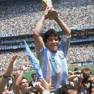 Se cumplen 65 años del nacimiento de Diego Armando Maradona