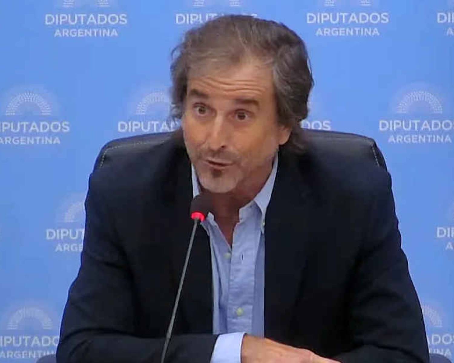 El Gobierno obtuvo dictamen de Presupuesto 2026 en Diputados. PRO y UCR apoyaron con disidencias.  