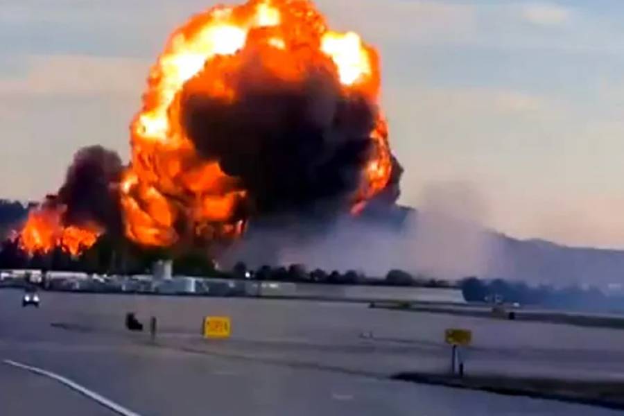 Estados Unidos: hay siete muertos y once heridos en la tragedia del avión de carga