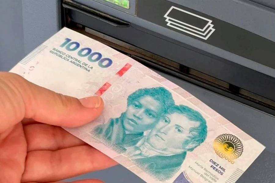 El Gobierno adelanta el pago a docentes y empleados públicos por el Día del Bancario