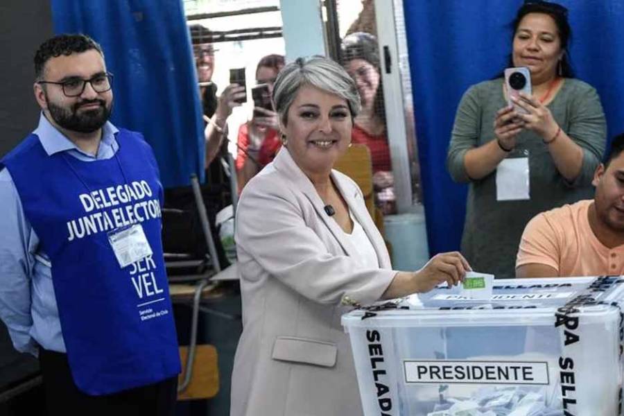 Chile: Jara se impuso sobre Kast por escaso margen y habrá segunda vuelta