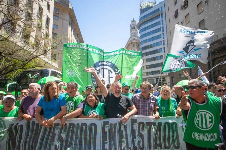 Paro nacional de ATE contra la reforma laboral; el Gobierno descontará el día a los que adhieran