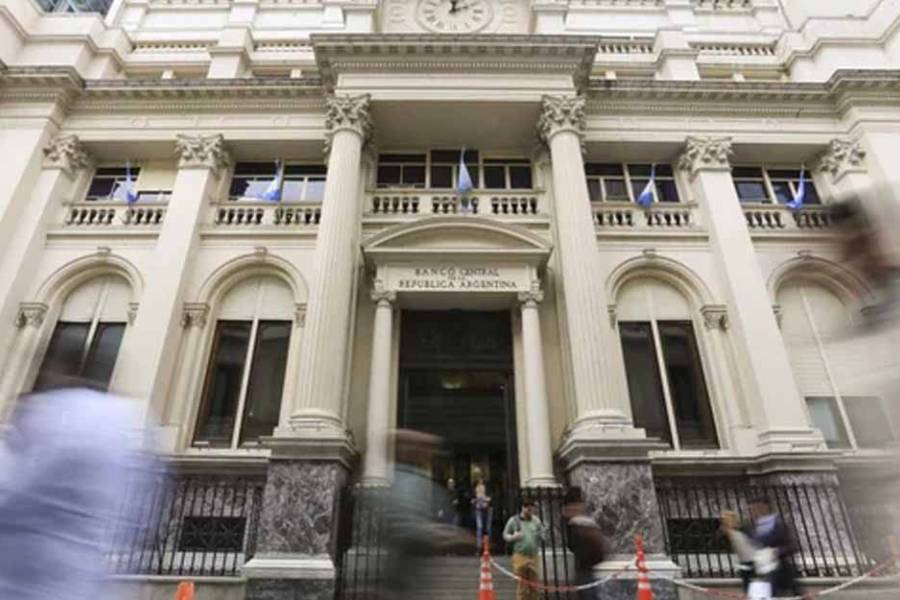 Arranca la Fase 4 del programa económico: inyección de pesos y compra de divisas