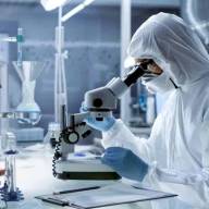 Cinco laboratorios quedaron inhabilitados tras controles de Anmat