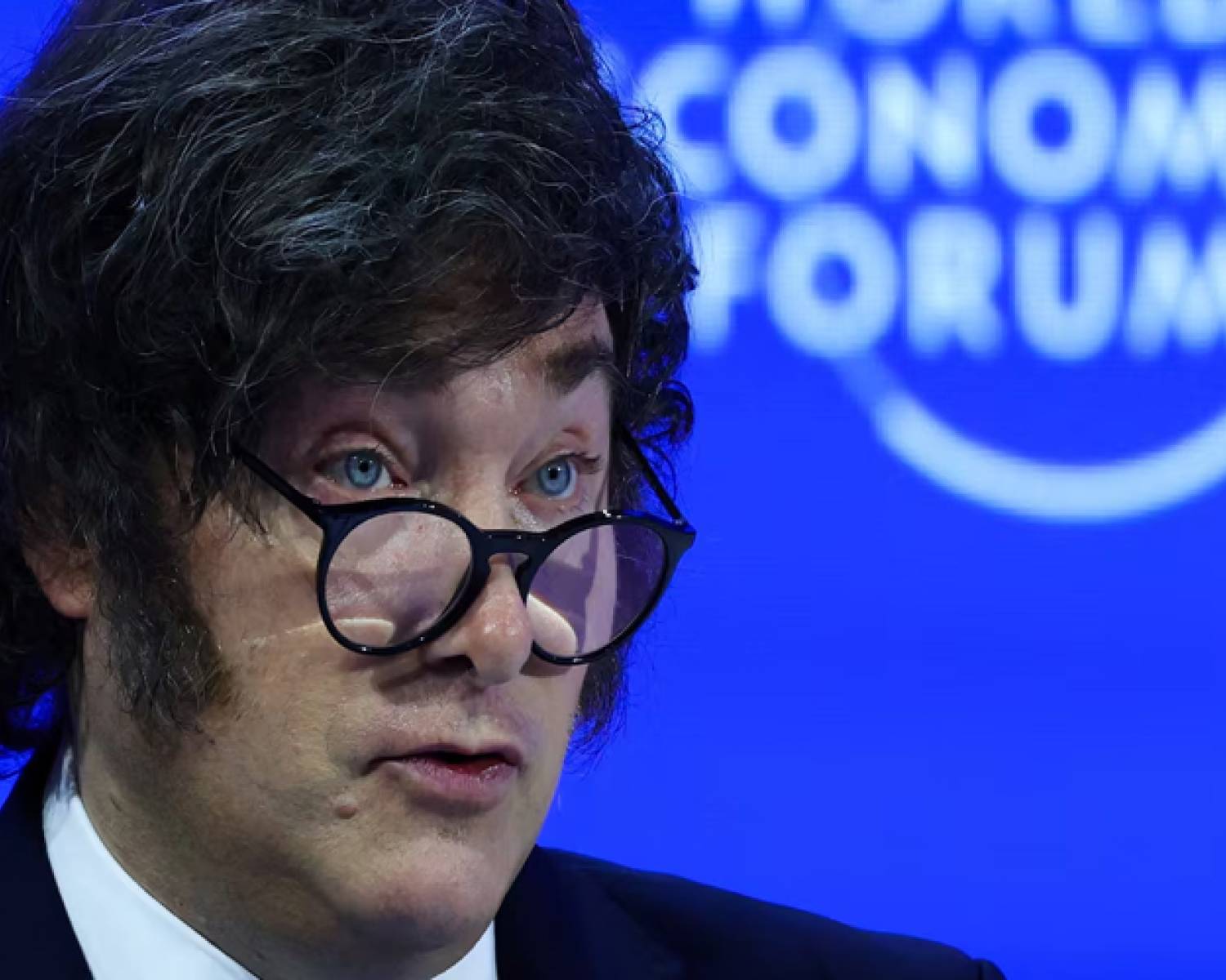 Milei defendió las bandas de flotación del dólar y dijo que quiere fortalecer el comercio con China