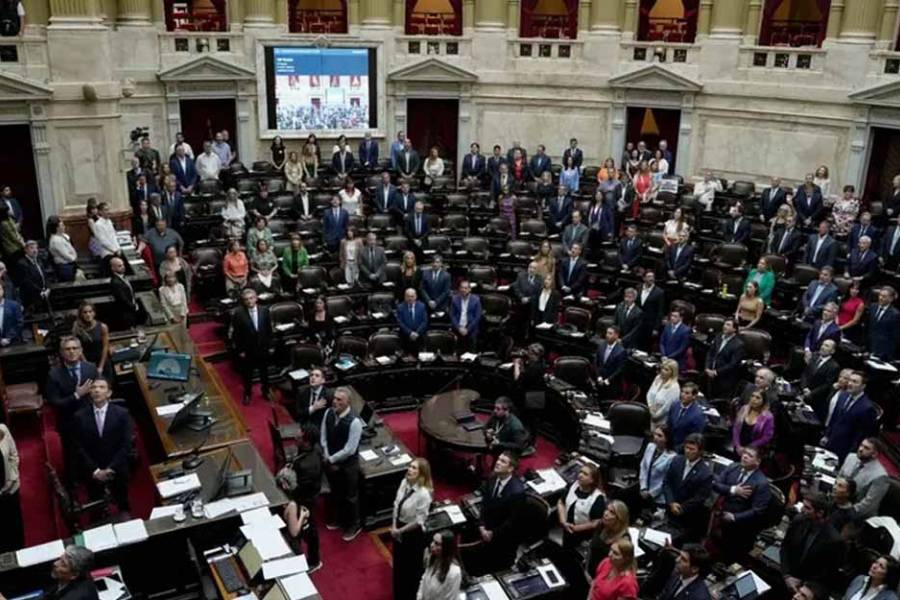 Reforma laboral: el Gobierno busca este jueves la sanción en Diputados tras retirar el artículo sobre licencias y otros cambios