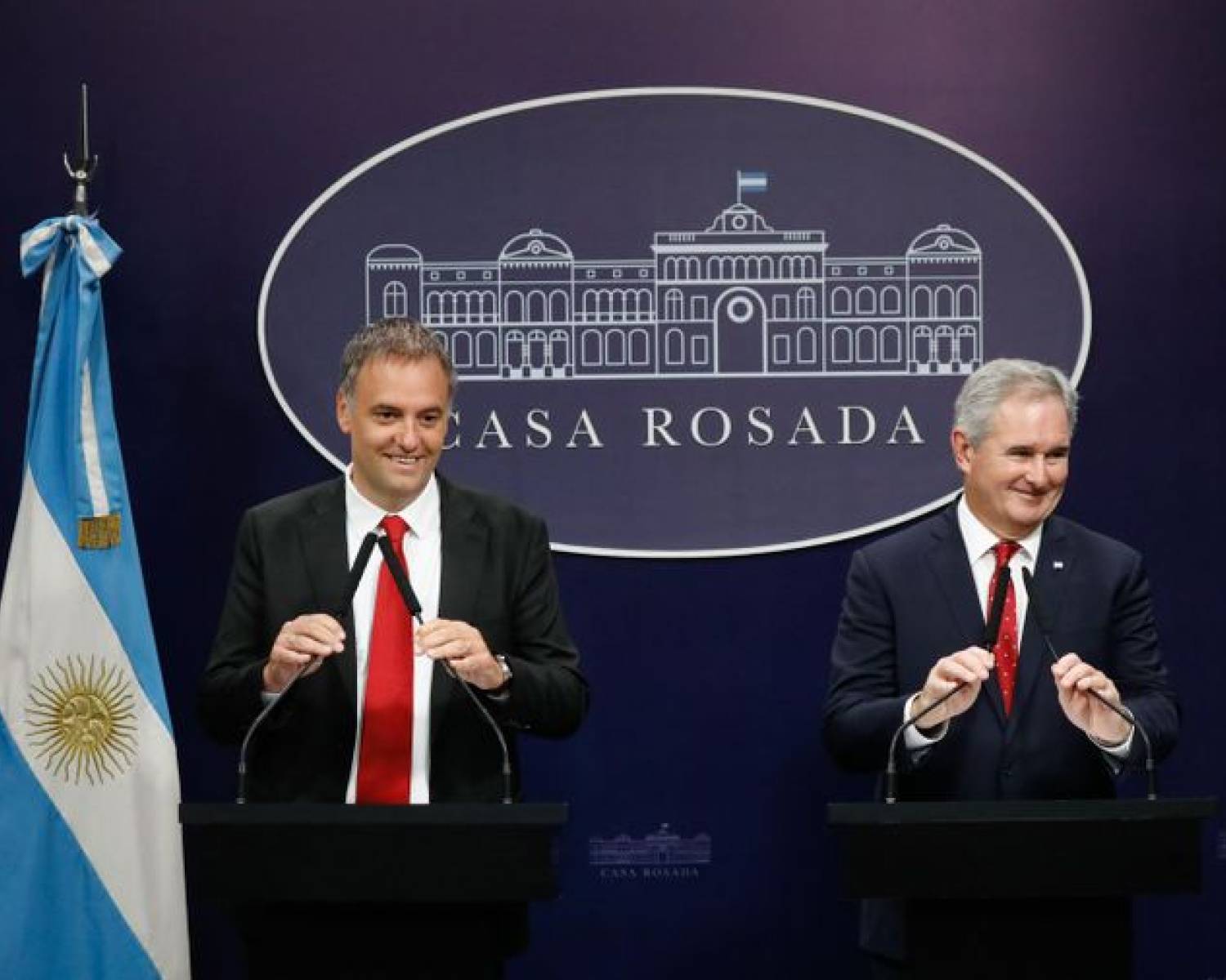 El Gobierno pedirá revisar el acuerdo comercial con Estados Unidos tras el fallo que anula los aranceles de Donald Trump