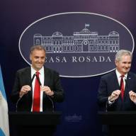 El Gobierno pedirá revisar el acuerdo comercial con Estados Unidos tras el fallo que anula los aranceles de Donald Trump