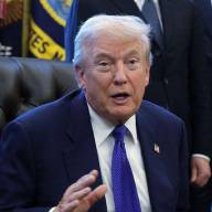 Polémica reacción en el mundo ante el nuevo arancel de Trump tras el fallo de la Corte Suprema