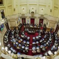 El Senado debate la reforma laboral y el régimen penal juvenil y Karina Milei se prepara para una foto triunfal