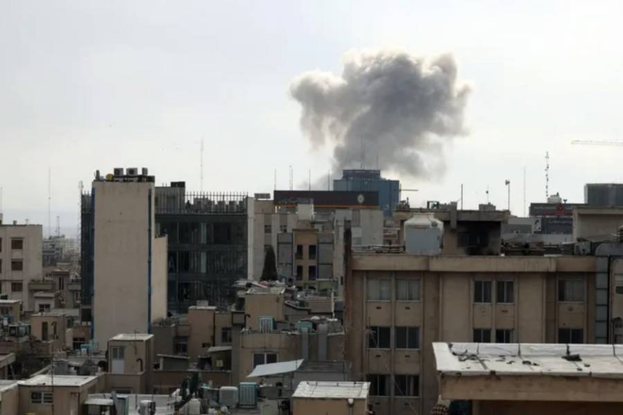 Estados Unidos e Israel vuelven a atacar Irán en la búsqueda de rendición del régimen