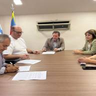 Acuerdo entre Gobierno y gremios estatales por actualización por inflación y bonificaciones para todo 2026