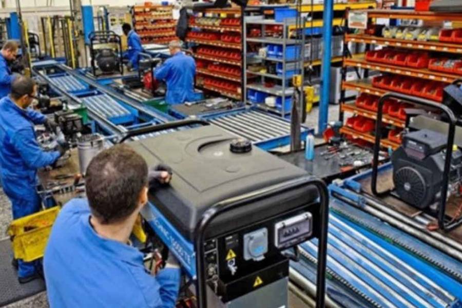 Empresarios PyME convocan a un encuentro frente al Congreso para advertir sobre la situación industrial