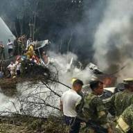 Qué se sabe del accidente de un avión militar que dejó al menos 68 muertos en el sur de Colombia