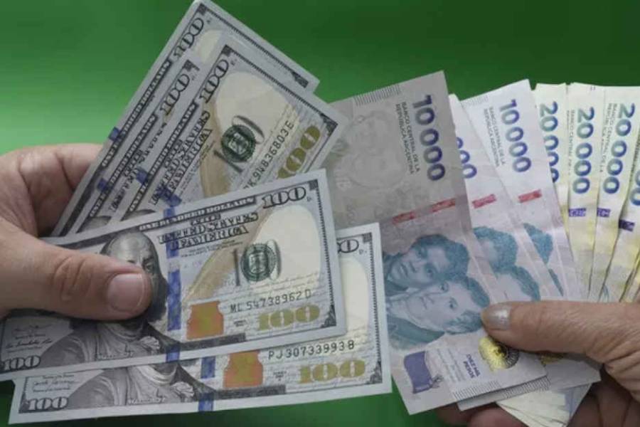 El dólar volvió a dispararse este lunes y subió $15