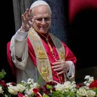 León XIV celebró su primera misa de Pascua como papa y lanzó una advertencia sobre la guerra en Medio Oriente