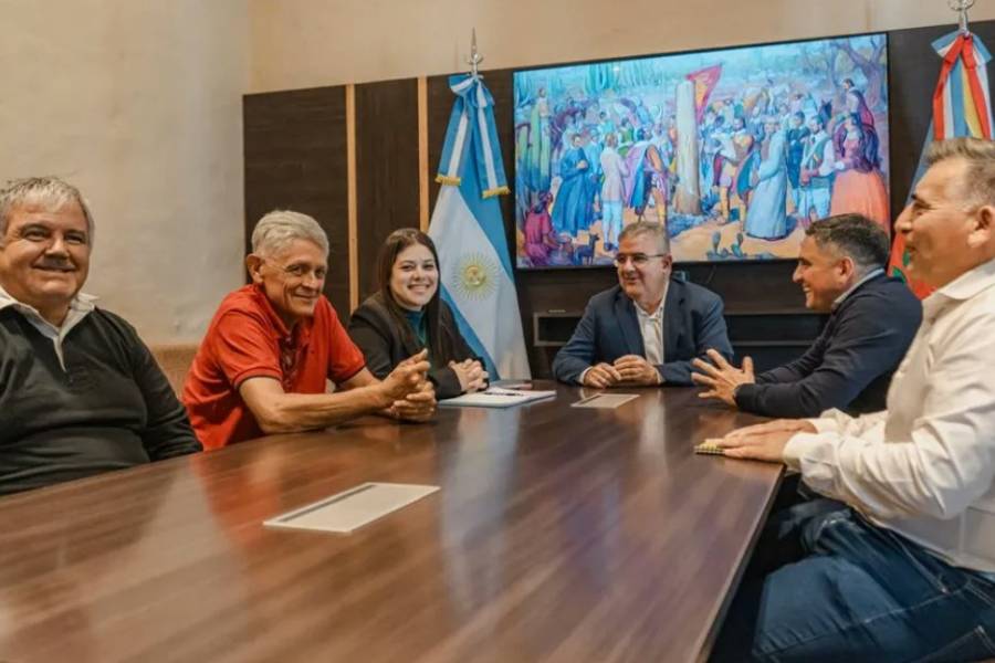 El Gobernador visitó Ambato para fortalecer la gestión conjunta con los intendentes