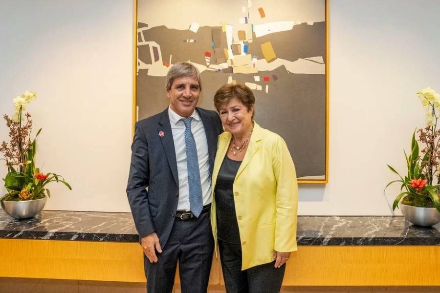 Caputo desembarcó en Washington y ya negocia el desembolso