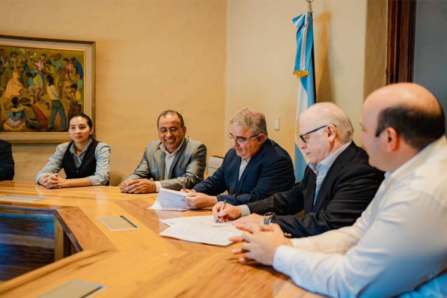 Catamarca firmó un acuerdo con el Hospital Italiano para fortalecer la salud pública e incorporar tecnología médica