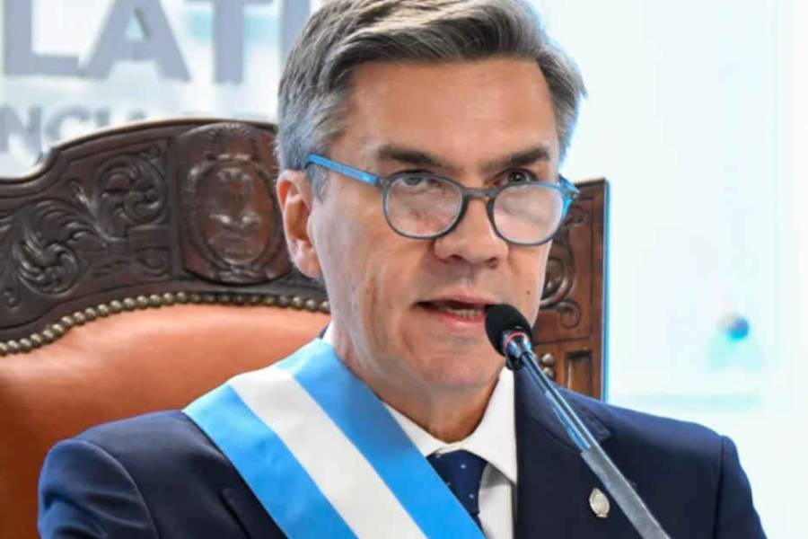 Chaco: Zdero envió a la Legislatura el proyecto para dar curso a la reforma de la Constitución provincial