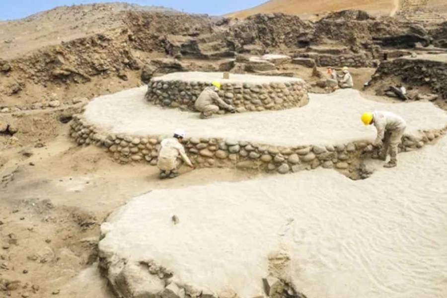 Descubren en Perú una estructura circular perteneciente a la civilización más antigua de América