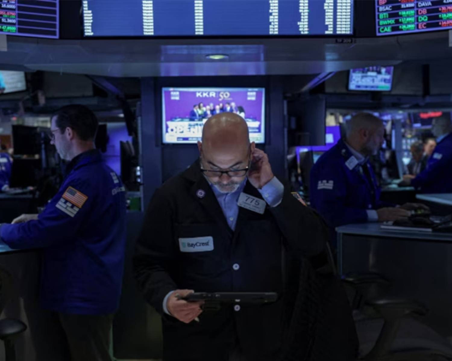 Jornada financiera: las acciones argentinas cayeron hasta 9% en Wall Street y subieron el dólar y el riesgo país