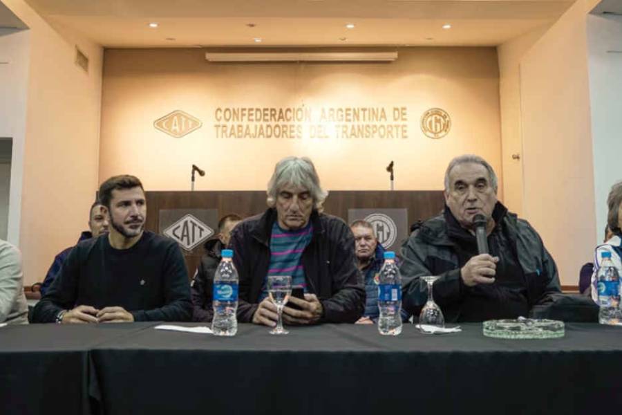 La CATT se declaró en “alerta y movilización” y acusó al Gobierno de empujar al transporte “a una crisis profunda”