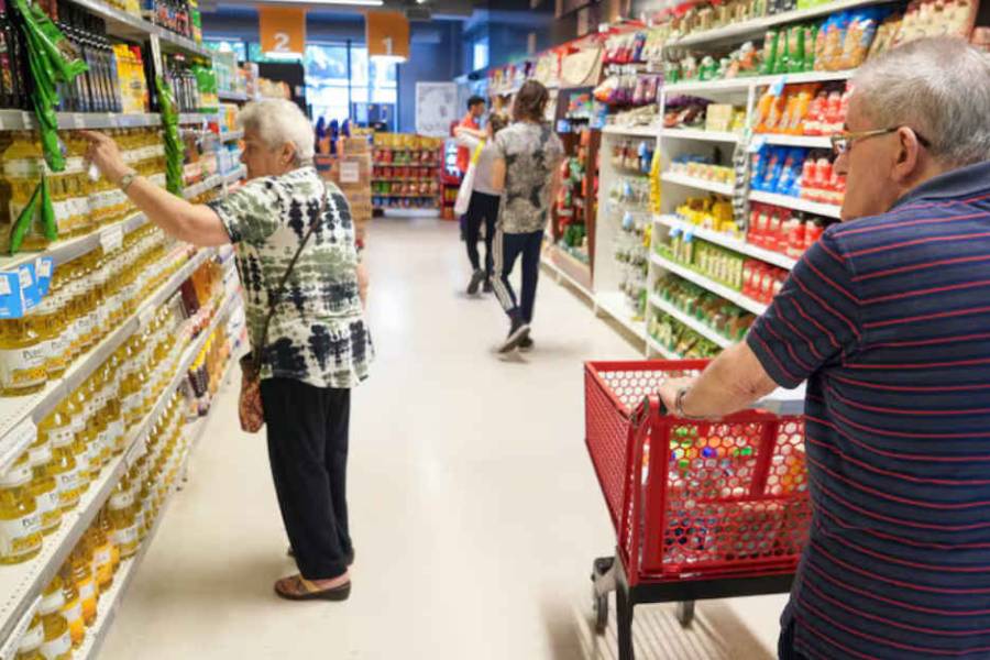 Afirman que el Gobierno ordenó el descalabro de décadas, pero preocupa la economía real