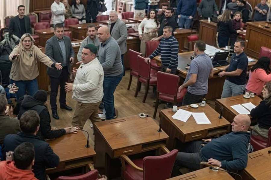 Repudian la pelea entre taxistas y conductores de aplicaciones en Mar del Plata