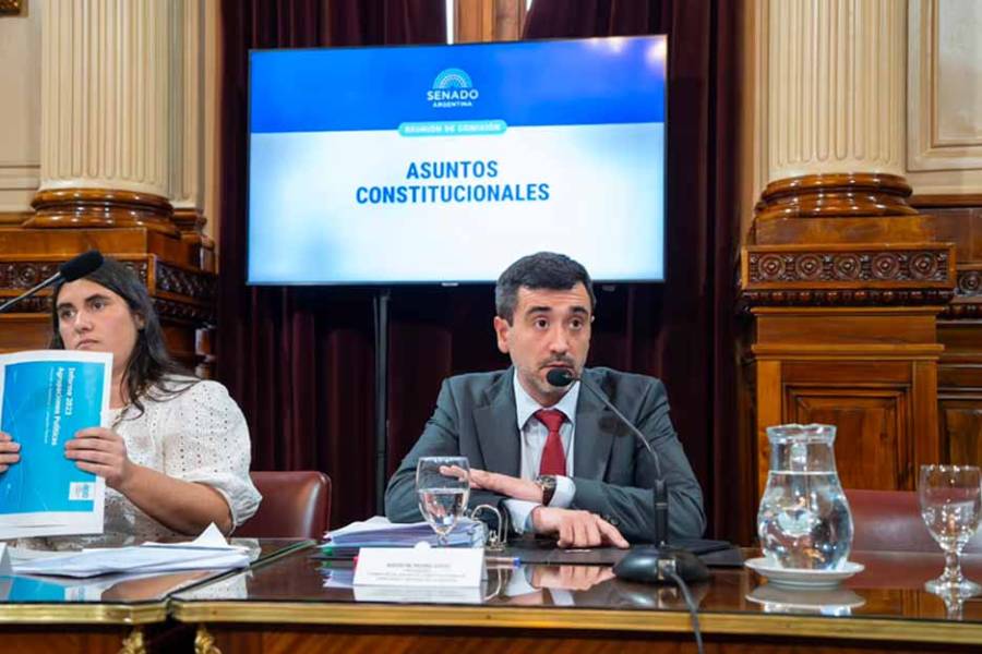 Senado busca dictamen para la 'Ley Hojarasca' que elimina normas obsoletas y restrictivas