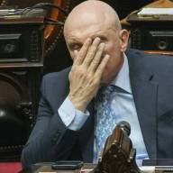Espert será indagado hoy en la causa que lo vincula con Fred Machado por presunto lavado de activos