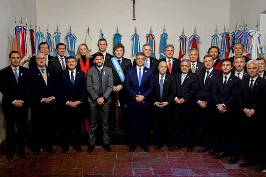 El Gobierno se esperanza con una nueva foto con gobernadores en Tucumán